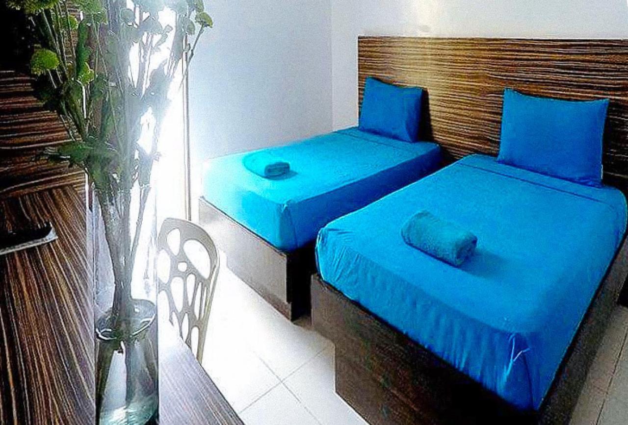 Hotel Reddoorz At Sir G D'mall Boracay *